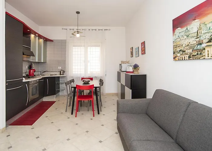 Cosy 5 Minutes From St Peter דירה רומא